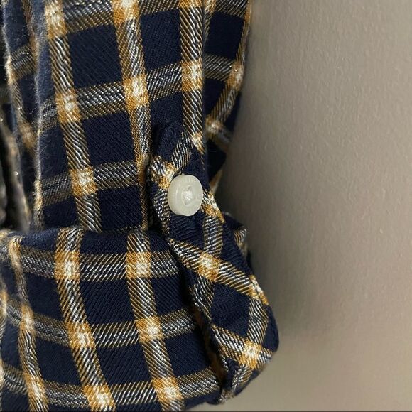 Tommy Hilfiger ~ Navy, yellow plaid shirt ~ size M - Picture 8 of 10